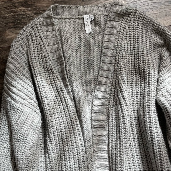 Antropologie Amadi grey knit cardigan size L - Picture 3 of 15